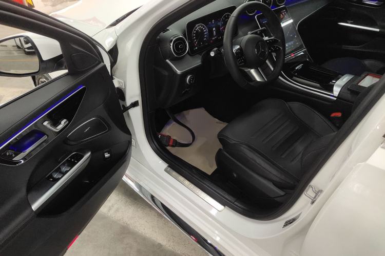 Used Mercedes-Benz C-Class 2023 Revised C 200 L Sport Edition Driver Seat