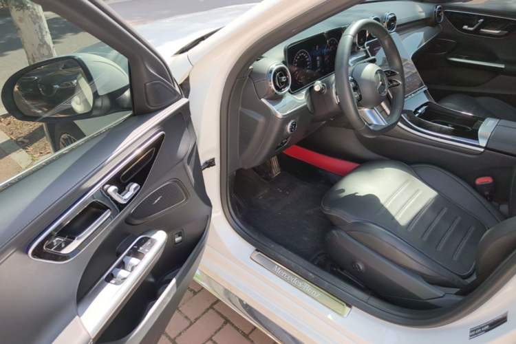 Used Mercedes-Benz C-Class 2023 Second Facelift C 260 L Sport Edition Driver Seat