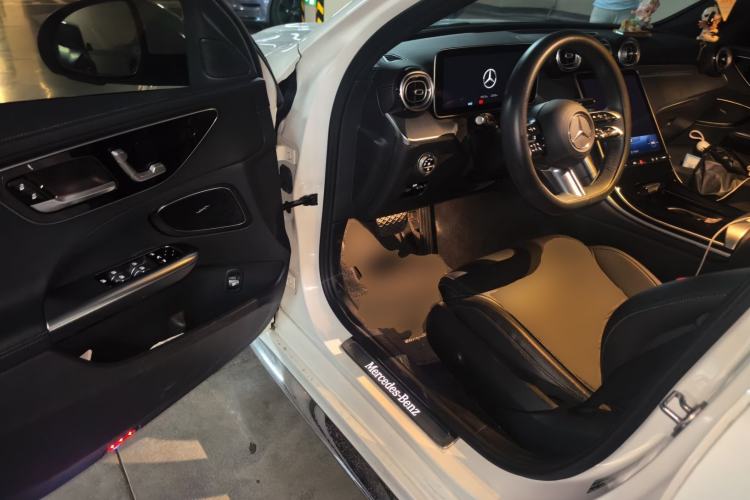 Used Mercedes-Benz C-Class 2023 C 260 L Sport Edition Driver Seat