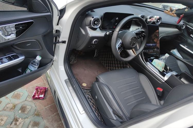 Used Mercedes-Benz C-Class 2023 Second Facelift C 260 L Sport Edition Driver Seat