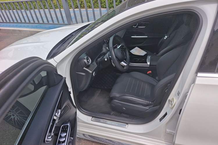 Used Mercedes-Benz C-Class 2023 C 260 L Sport Edition Driver Seat