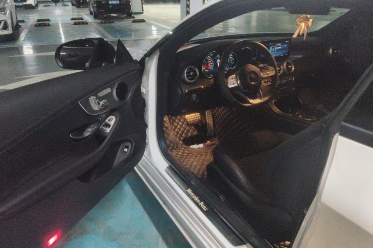 Used Mercedes-Benz C-Class 2023 C 260 Coupe Driver Seat