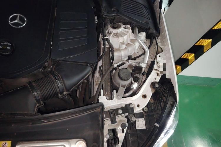 Used Mercedes-Benz C-Class 2023 C 260 L Sport Edition 4MATIC Engine Bay Left