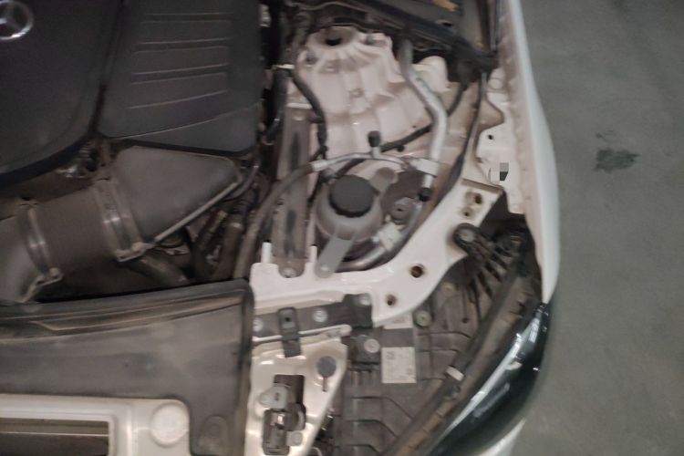 Used Mercedes-Benz C-Class 2023 Second Facelift C 260 L Starry Night Sports Edition Engine Bay Left