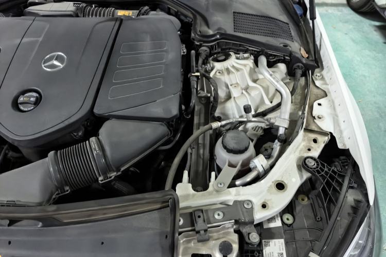 Used Mercedes-Benz C-Class 2023 Second Facelift C 260 L Starry Night Sports Edition Engine Bay Left