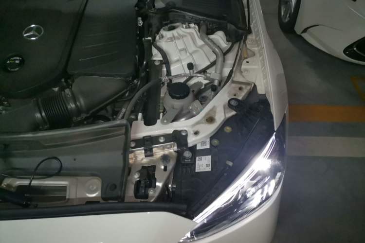 Used Mercedes-Benz C-Class 2023 C 260 L Sport Edition Engine Bay Left