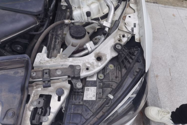 Used Mercedes-Benz C-Class 2023 Restyled C 260 L Sport Edition Engine Bay Left