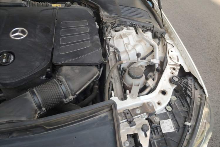 Used Mercedes-Benz C-Class 2023 C 200 L Sport Edition Engine Bay Left