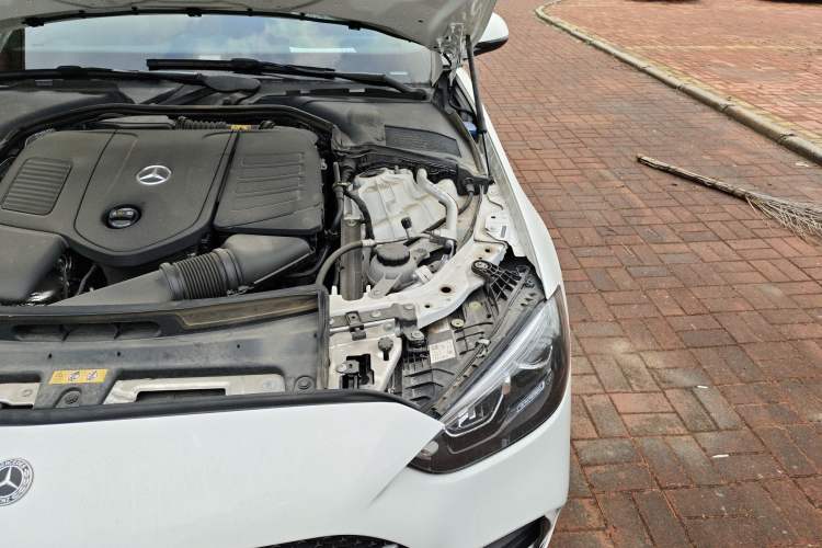 Used Mercedes-Benz C-Class 2023 C 260 L Sport Edition Engine Bay Left