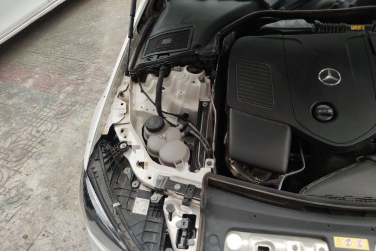 Used Mercedes-Benz C-Class 2023 Facelift C 260 L Engine Bay Right