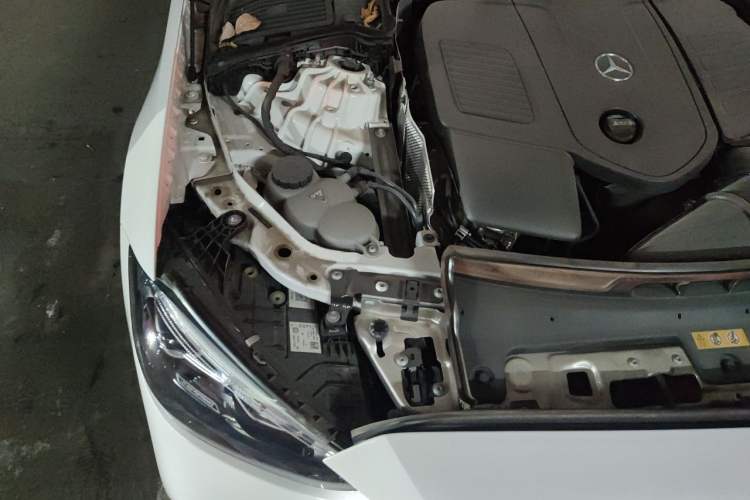 Used Mercedes-Benz C-Class 2023 C 200 L Sport Edition Engine Bay Right