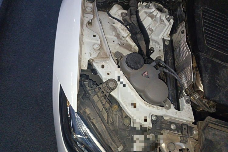 Used Mercedes-Benz C-Class 2023 C 260 L Sport Edition Engine Bay Right