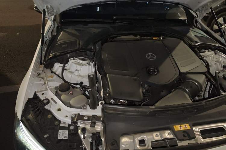 Used Mercedes-Benz C-Class 2023 Second Facelift C 260 L Starry Night Sports Edition Engine Bay Right