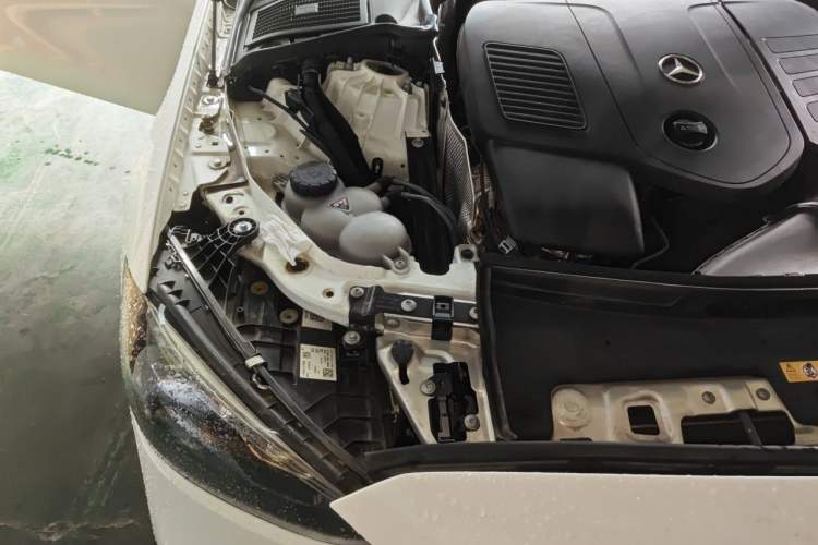 Used Mercedes-Benz C-Class 2023 C 260 L Sport Edition Engine Bay Right
