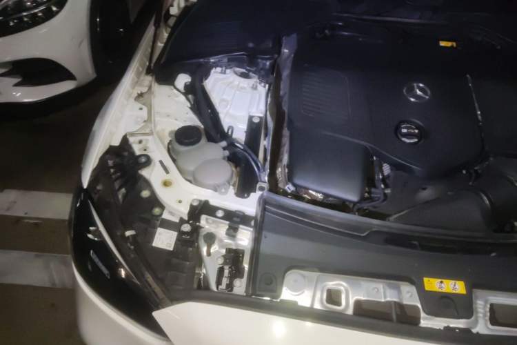 Used Mercedes-Benz C-Class 2023 C 200 L Sport Edition Engine Bay Right