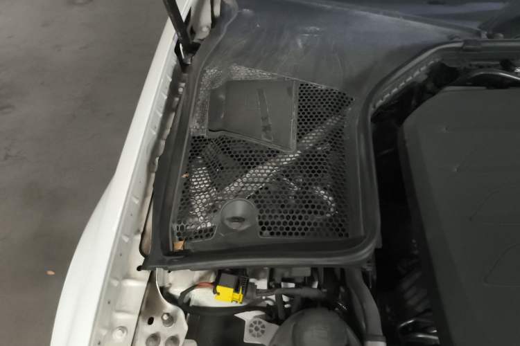 Used Mercedes-Benz C-Class 2023 C 260 Coupe Engine Bay Right