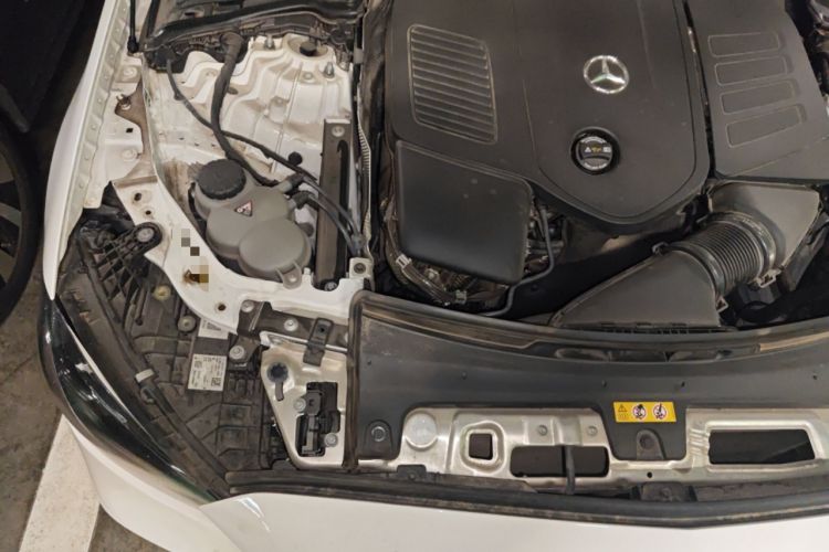 Used Mercedes-Benz C-Class 2023 C 200 L Sport Edition Engine Bay Right