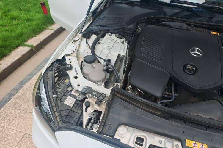 Used Mercedes-Benz C-Class 2023 C 260 L Sport Edition Engine Bay Right