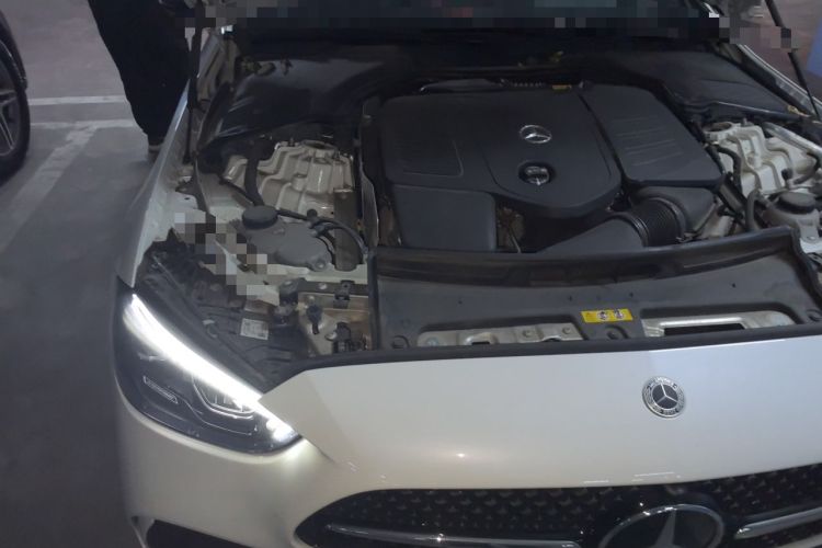 Used Mercedes-Benz C-Class  Engine Bay Right