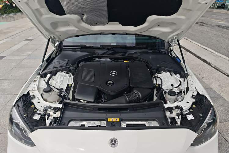 Used Mercedes-Benz C-Class 2023 Second Facelift C 260 L Starry Night Sports Edition Engine Bay