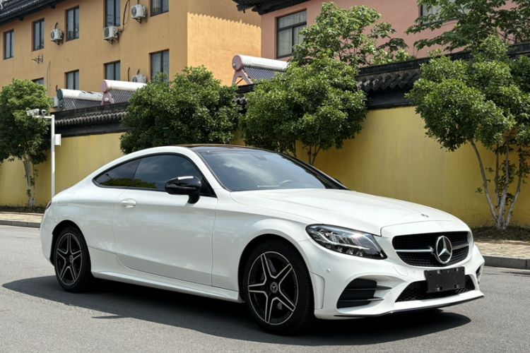 Used Mercedes-Benz C-Class 2023 C 260 Coupe Exterior 1