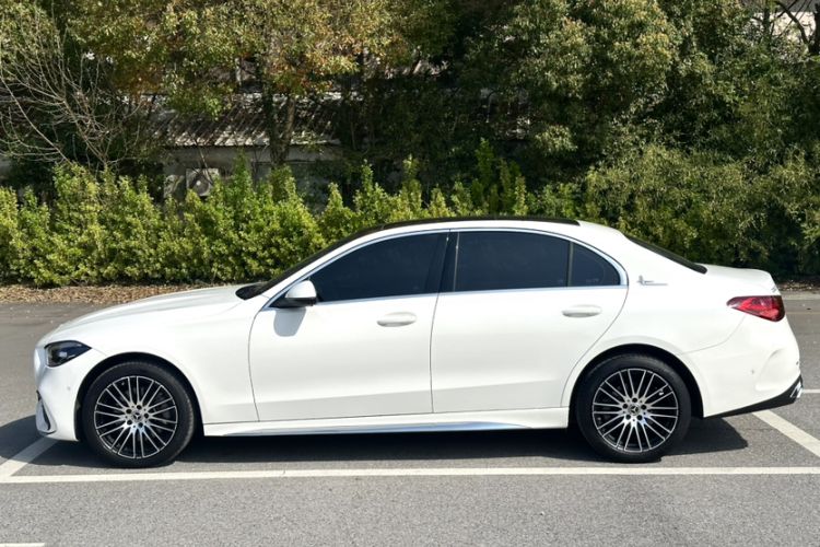Used Mercedes-Benz C-Class 2023 Second Facelift C 260 L Sport Edition Exterior 10