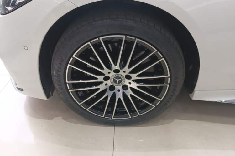 Used Mercedes-Benz C-Class 2023 Restyled C 260 L Sport Edition Exterior 2