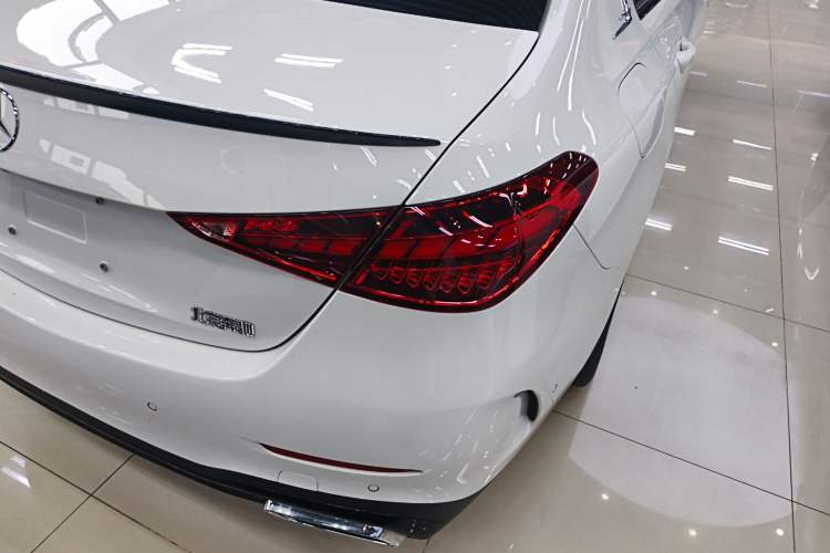Used Mercedes-Benz C-Class 2023 Second Facelift C 260 L Starry Night Sports Edition Exterior 3