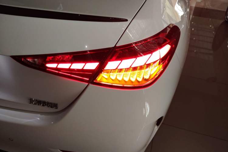 Used Mercedes-Benz C-Class 2023 C 260 L Bright Night Sports Edition Exterior 3