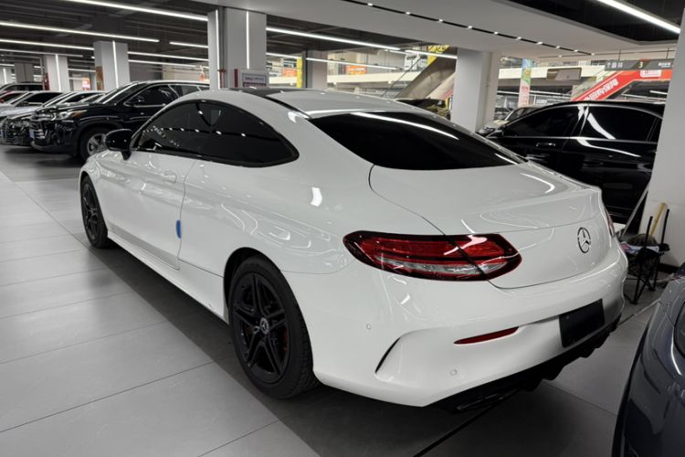 Used Mercedes-Benz C-Class 2023 C 260 Coupe Exterior 4