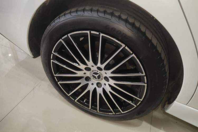 Used Mercedes-Benz C-Class 2023 C 260 L Sport Edition Exterior 5