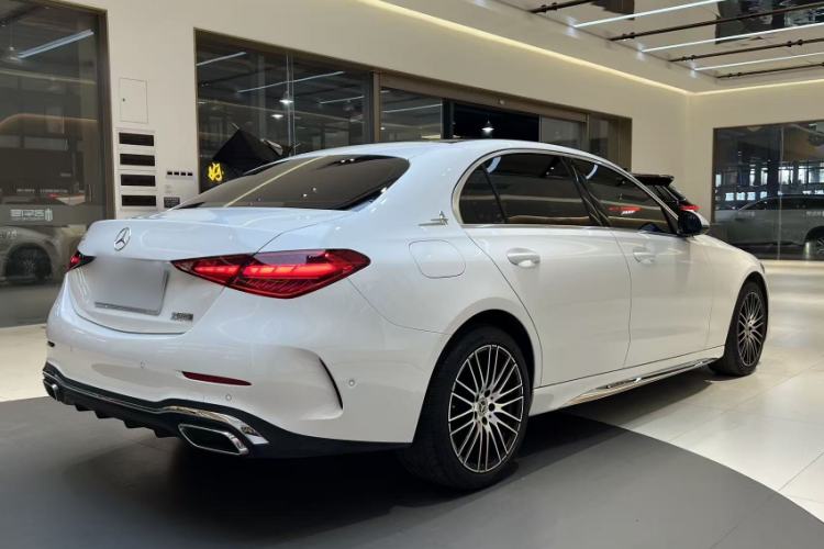 Used Mercedes-Benz C-Class 2023 Restyled C 260 L Sport Edition Exterior 5