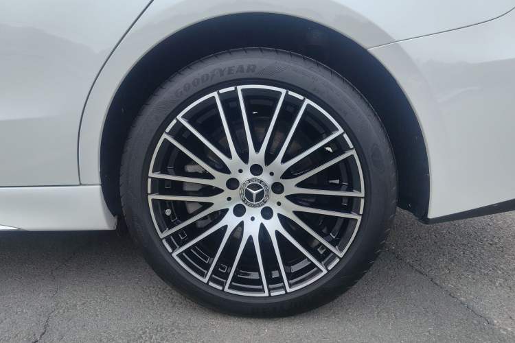 Used Mercedes-Benz C-Class 2023 C 260 L Sport Edition Exterior 5
