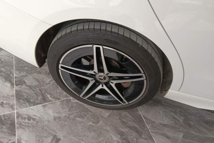 Used Mercedes-Benz C-Class 2023 C 260 L Bright Night Sports Edition Exterior 5