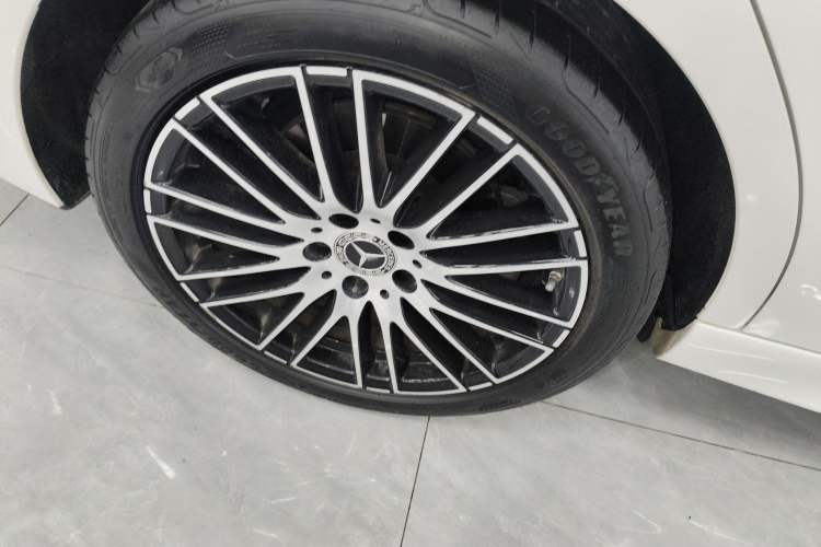 Used Mercedes-Benz C-Class 2023 C 260 L Sport Edition Exterior 5