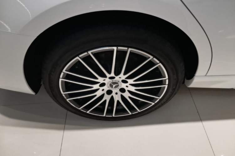 Used Mercedes-Benz C-Class 2023 Second Facelift C 260 L Sport Edition Exterior 5