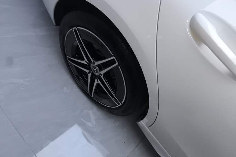 Used Mercedes-Benz C-Class 2023 Restyled C 260 L Night Edition Sports Version Exterior 5