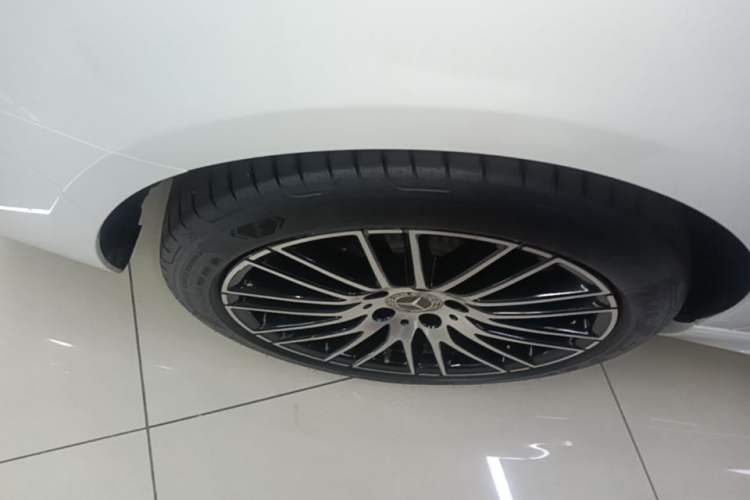 Used Mercedes-Benz C-Class 2023 Second Facelift C 260 L Sport Edition Exterior 5