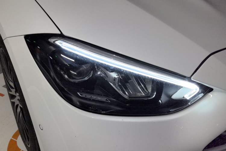 Used Mercedes-Benz C-Class 2023 Restyled C 260 L Sport Edition Exterior 6