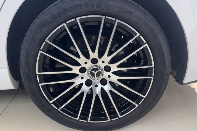 Used Mercedes-Benz C-Class 2023 Second Facelift C 260 L Sport Edition Exterior 7