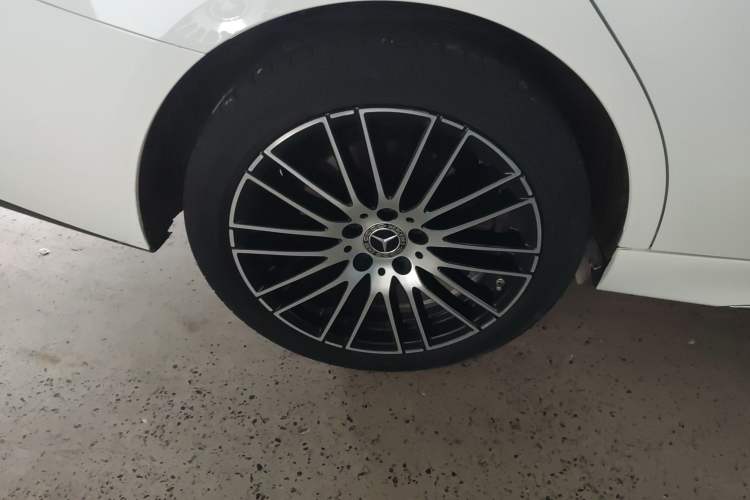 Used Mercedes-Benz C-Class 2023 Restyled C 260 L Sport Edition Exterior 8