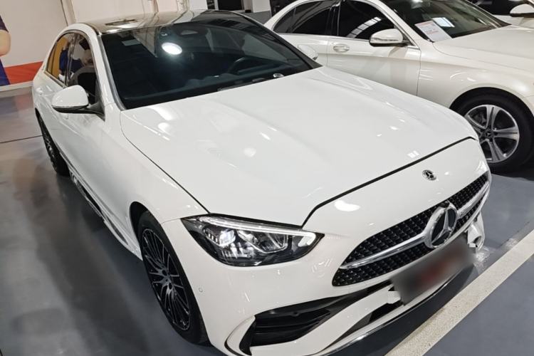 Used Mercedes-Benz C-Class 2023 Restyled C 260 L Sport Edition Front Right 45 Deg