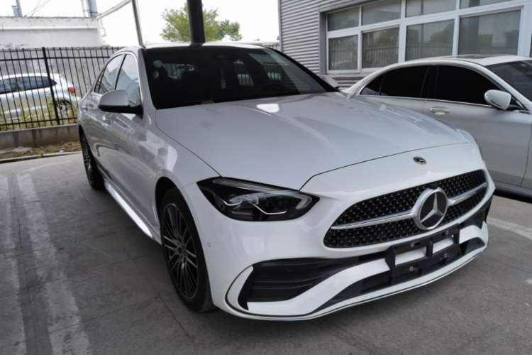 Used Mercedes-Benz C-Class 2023 C 260 L Sport Edition Front Right 45 Deg