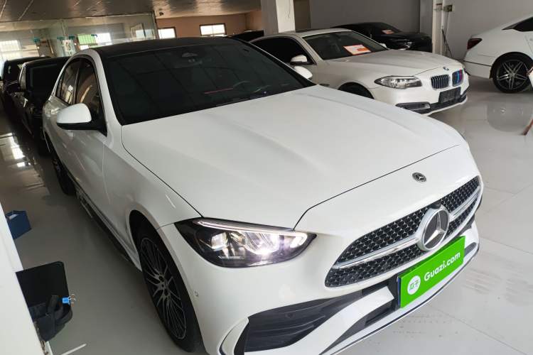 Used Mercedes-Benz C-Class 2023 C 260 L Sport Edition Front Right 45 Deg