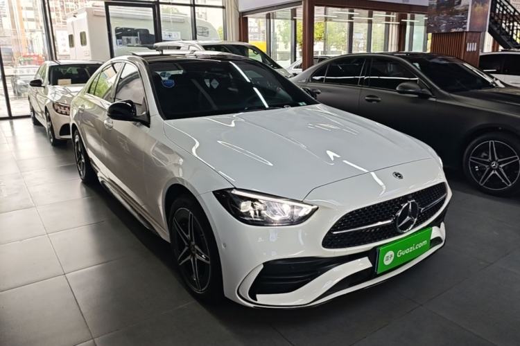 Used Mercedes-Benz C-Class 2023 Restyled C 260 L Night Edition Sports Version Front Right 45 Deg