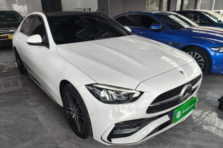 Used Mercedes-Benz C-Class 2023 C 260 L Sport Edition Front Right 45 Deg