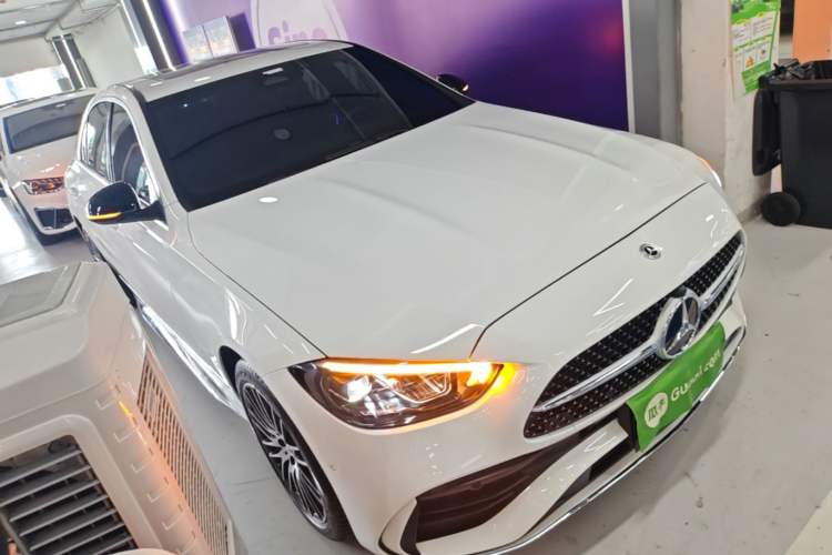 Used Mercedes-Benz C-Class 2023 Revised C 200 L Sport Edition Front Right 45 Deg