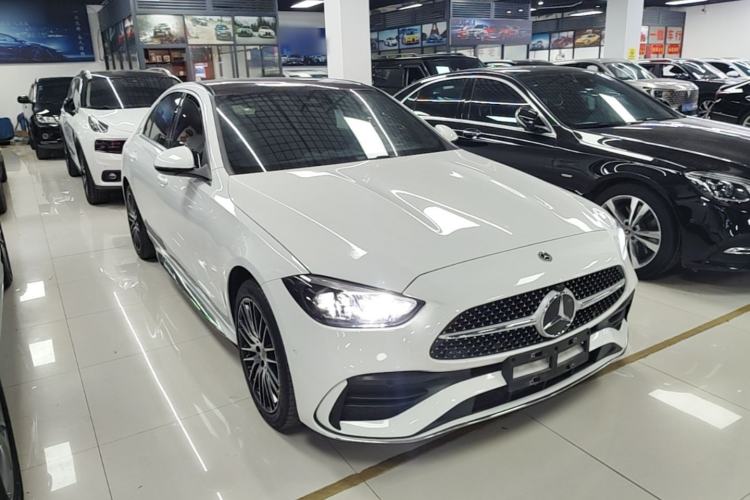 Used Mercedes-Benz C-Class 2023 Second Facelift C 260 L Sport Edition Front Right 45 Deg