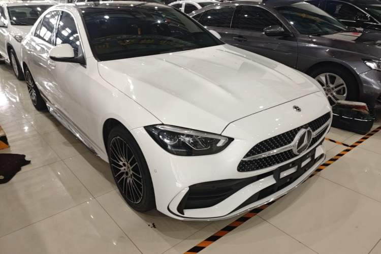 Used Mercedes-Benz C-Class 2023 Restyled C 260 L Sport Edition Front Right 45 Deg