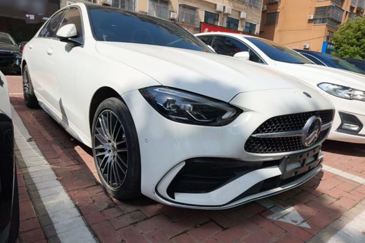 Used Mercedes-Benz C-Class 2023 Second Facelift C 260 L Sport Edition Front Right 45 Deg